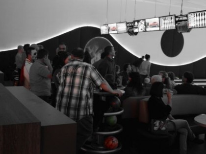 照片: Bowl n Lounge
